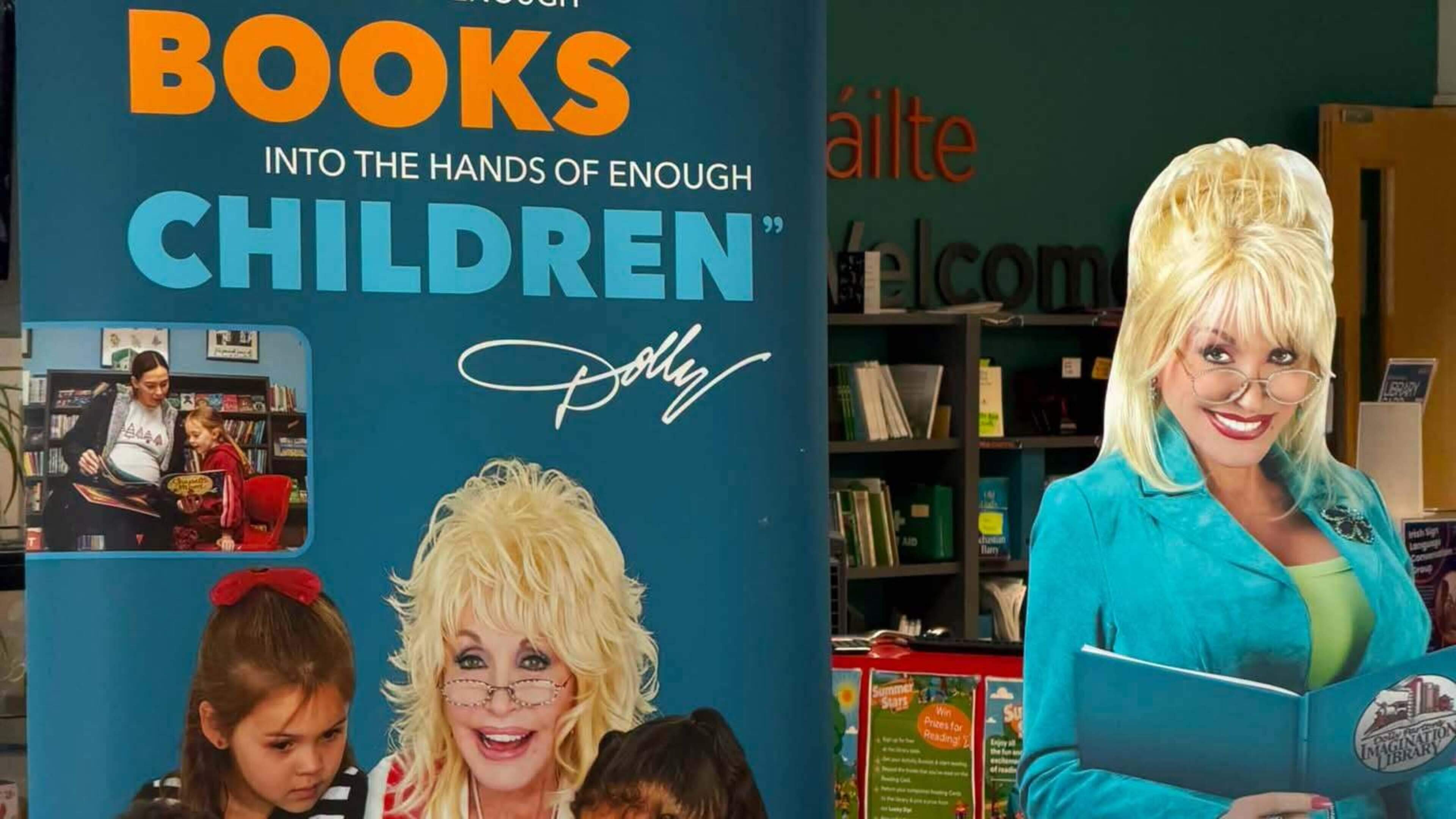 ‘Thank you for the joy of reading’ – families in Dublin 24 thank Dolly Parton in book of condolence